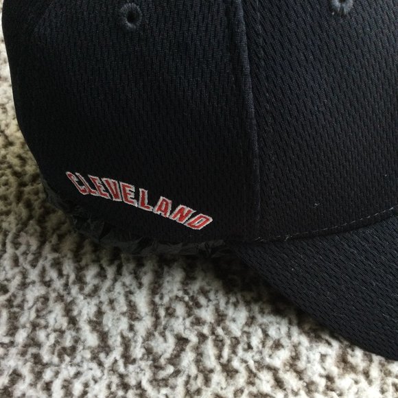 Cleveland Indians Hat/Cap - Picture 2 of 4